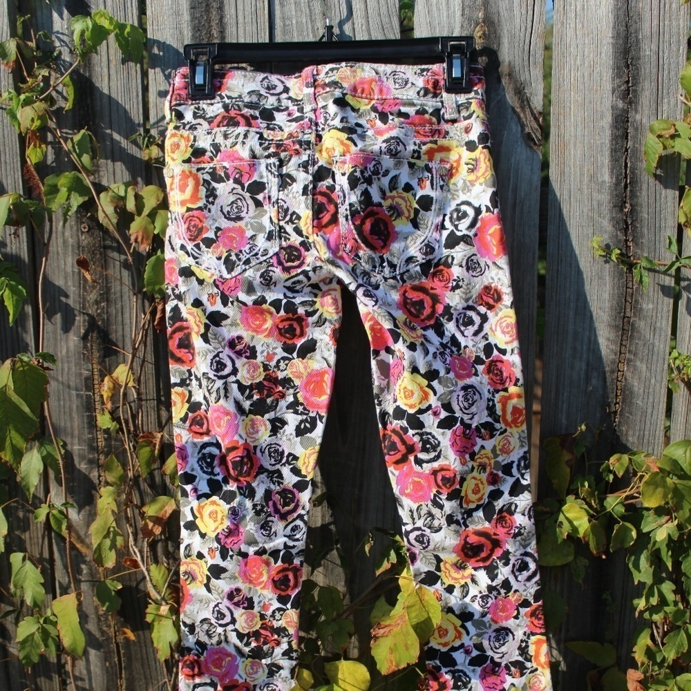 Floral Skinny Lily Jeans - Picture 6 of 8